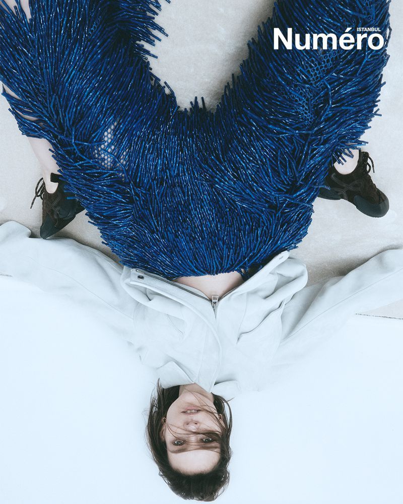 模特Kati Nescher伊斯坦布尔版《Numéro》2026年3月刊封面珠宝