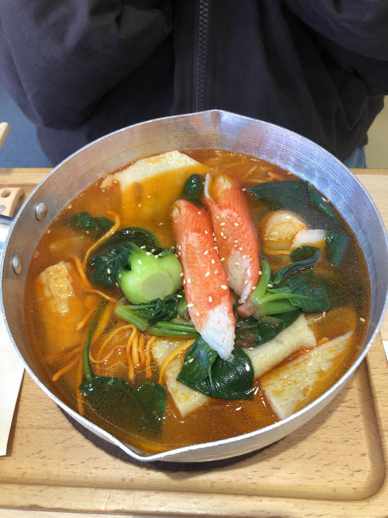 晒图笔记大赛冷冷的天气跟好友一起吃美食，胃暖心更暖[耶]