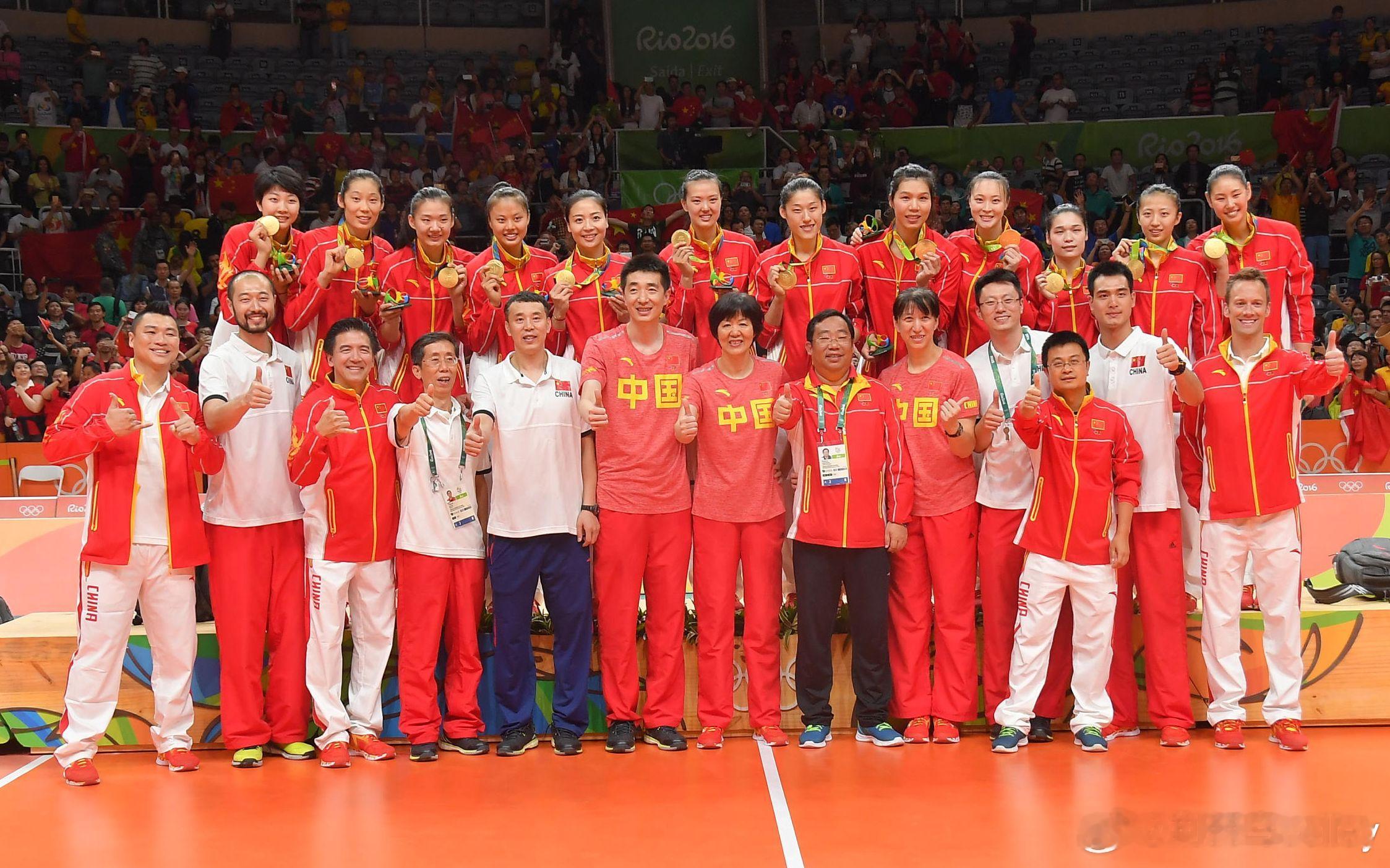 【女排主要国际赛事近三届领奖台情况】一、奥运会2016年：① 中国 🇨🇳，②