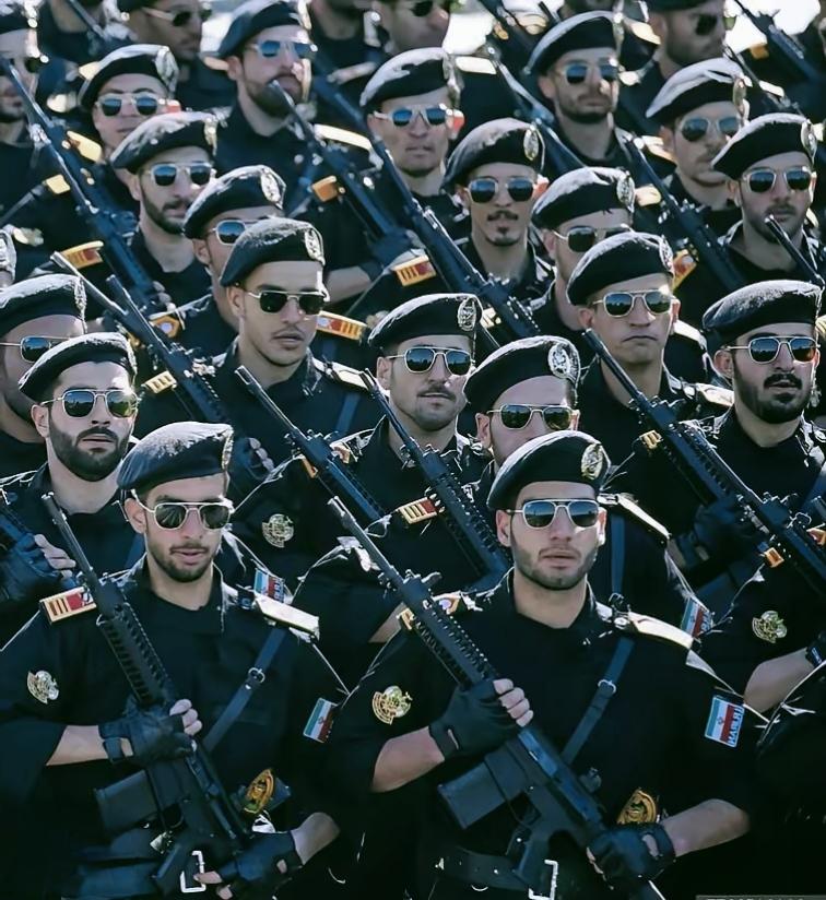 特朗普正式宣布了
2026年1月13日，美国总统特朗普突然在社交媒体上宣布：任何