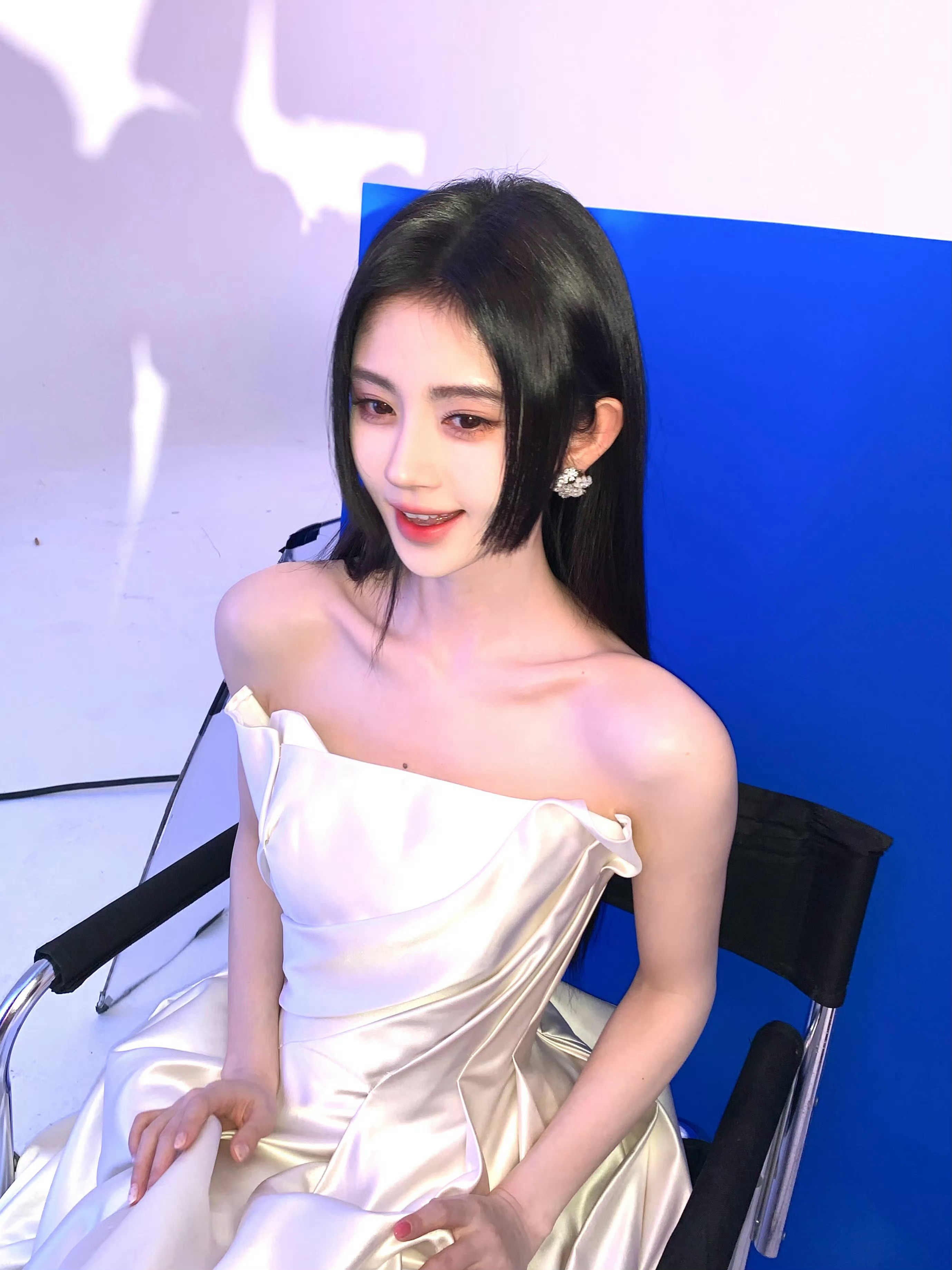 鞠婧祎苏绿夏jjy鞠婧祎万花世界慢吞吞💨总有借口拖延温存🌈你还想让时间停顿⏳