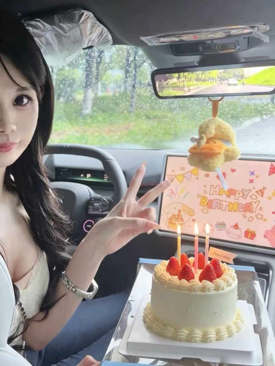坚持原创设计，打造属于中国人自己的个性智能轿跑，是小鹏P7自诞生以来不变的使命。