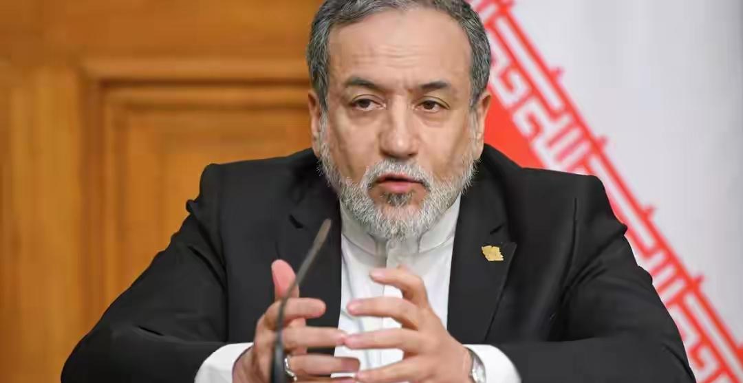 伊朗外长：给美国人准备了许多惊喜 当地时间3月9日，伊朗外长阿拉格齐那可是相当硬