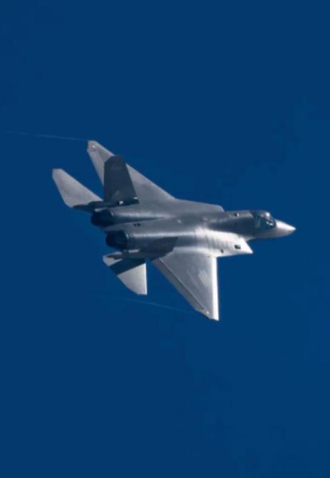 中国被难住了！巴基斯坦正式下了一张120亿美元的天价订单，目标直指中国的五代隐身