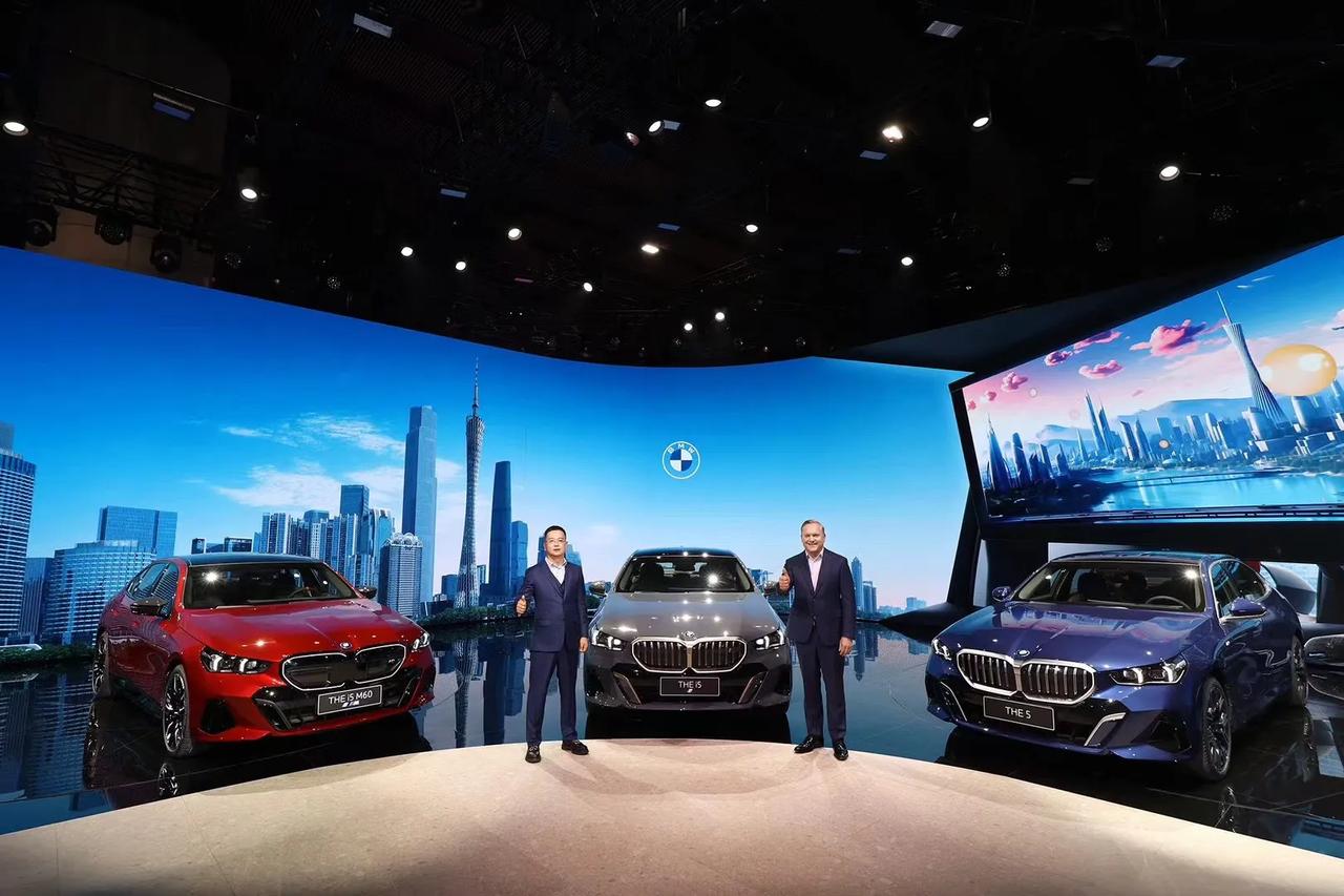 #2023广州车展# 全新BMW 5系亮相2023广州国际车展，全球首发长轴距5