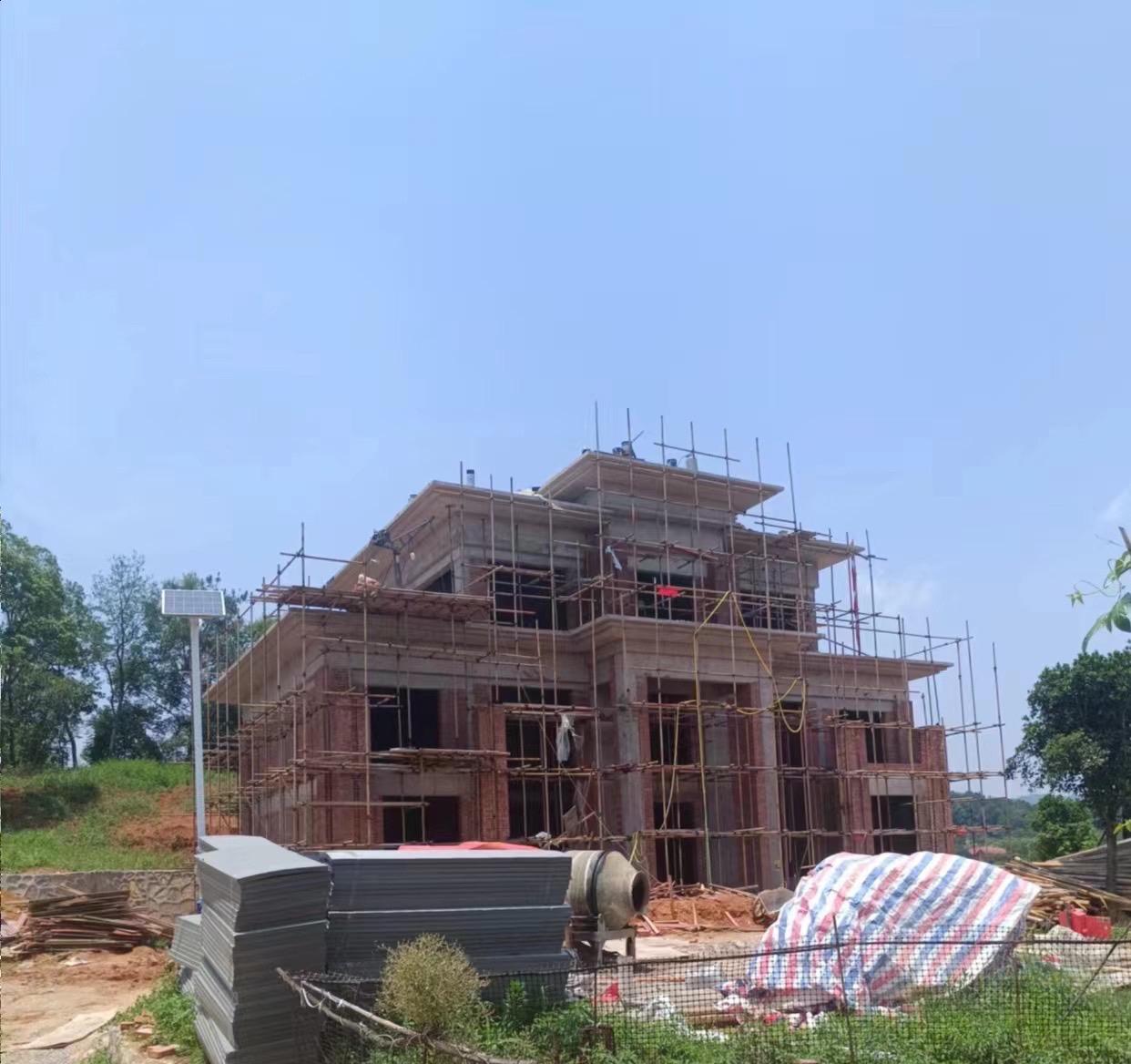 砖混结构，要的是细节，平整，平整，平整，看着舒服。准备建筑新房的，联系哦。