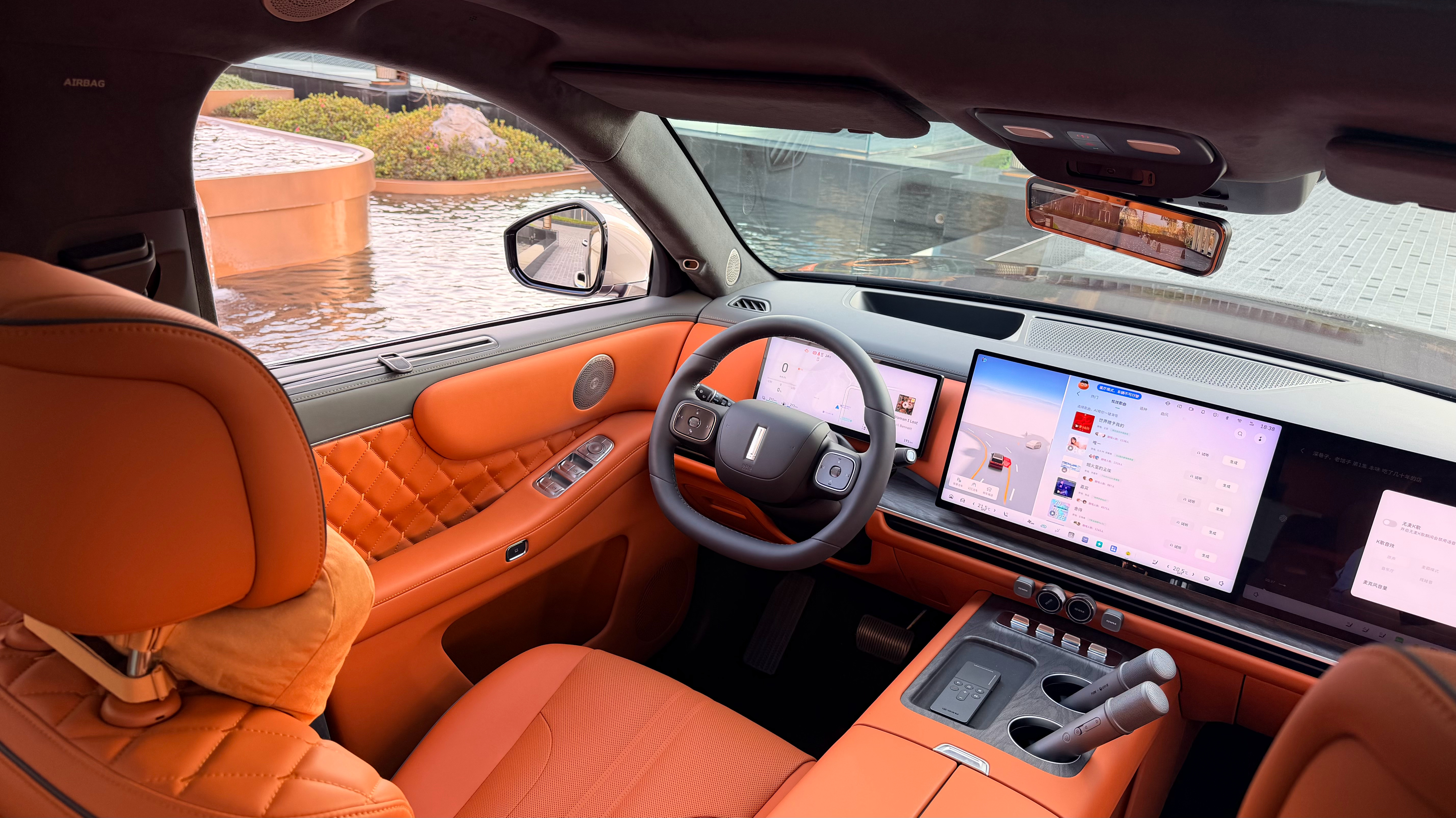 认人识人是AI智能体的照妖镜魏牌 V9X座舱的人脸识别，或者说是一种多模态的识别