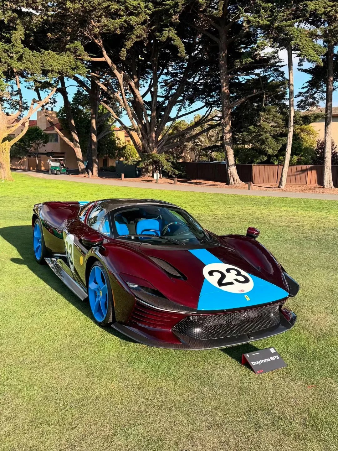 早上好，Ferrari Daytona SP3，这个配色超帅[老师夸夸]绝美车片