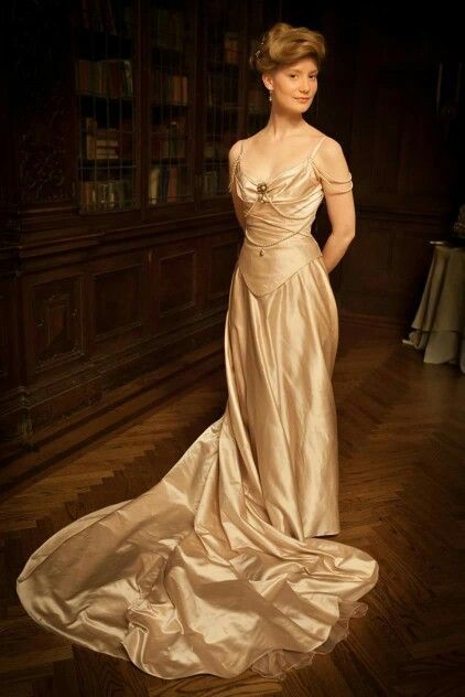 【来自投稿】《猩红山峰》，2015年 