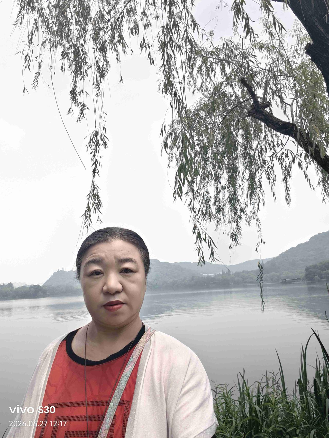 我的今日状态：😁轻松愉快
我这里的天气：☀️晴天