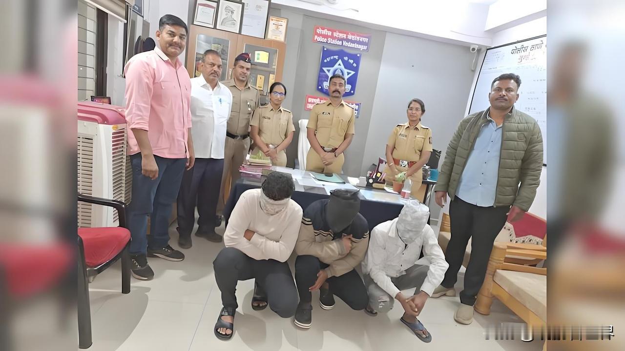 印度护士因敲错酒店房门，竟被三名男子拖入房间灌酒侵害，这一惨痛事件如同一记重锤，