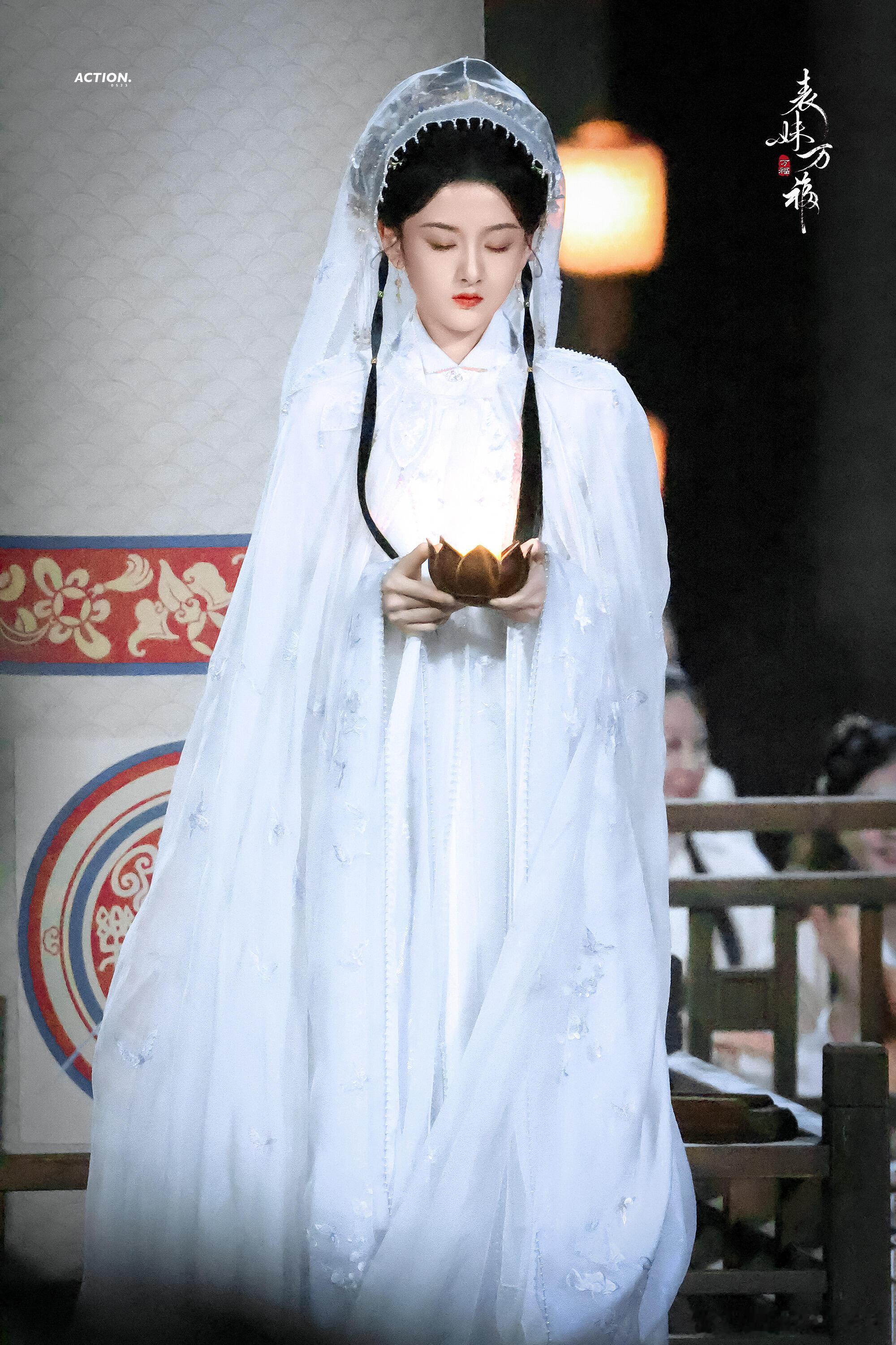 祖儿表妹万福新皮肤，手捧莲花灯🪷 ​​​