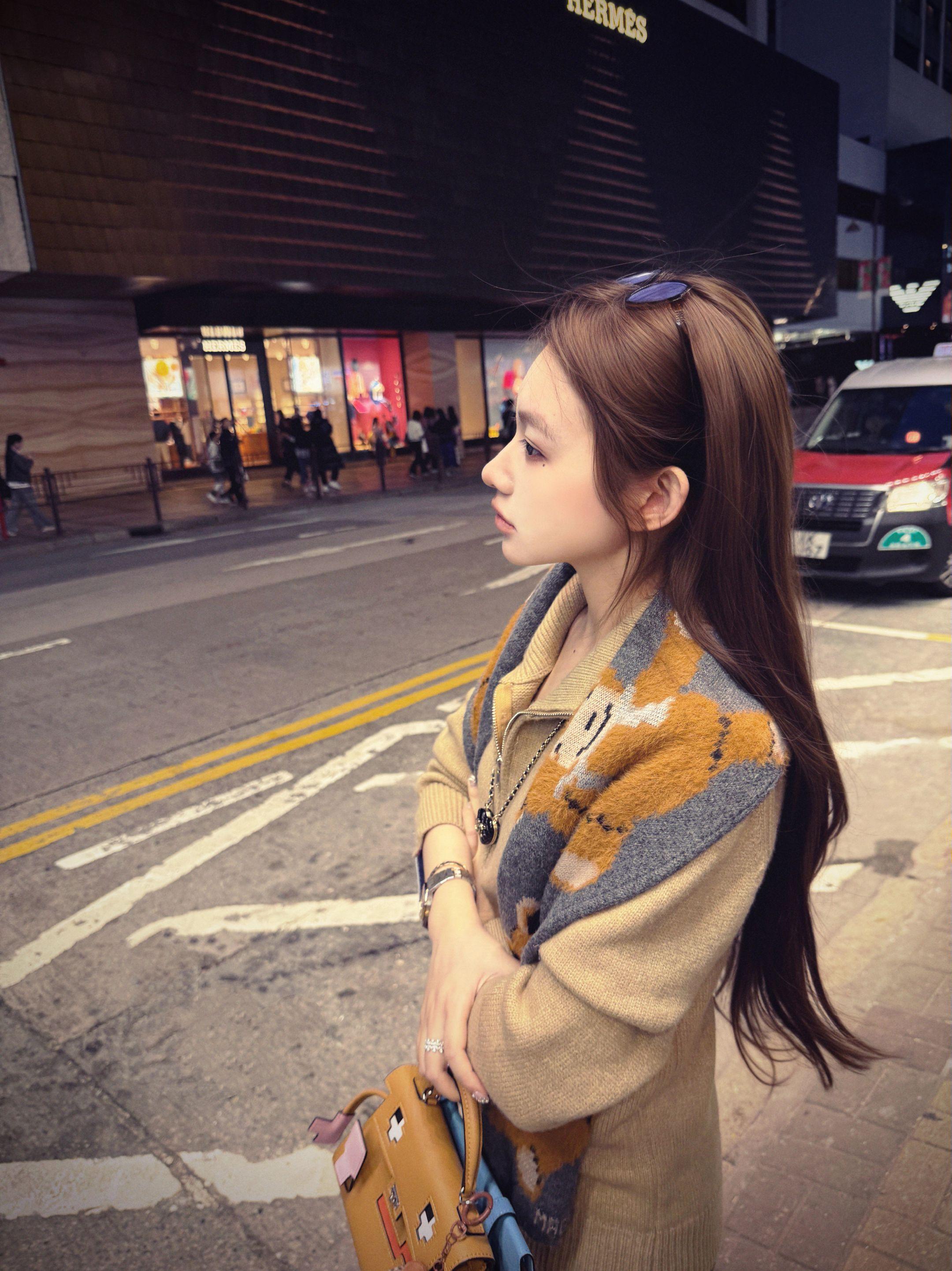 几张褪色的照片