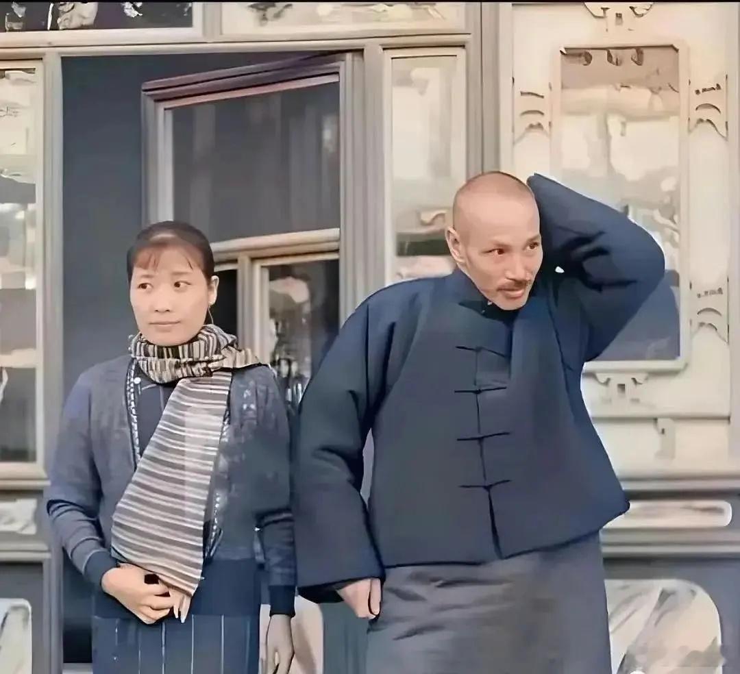 1934年冬，孔祥熙邀请蒋介石和宋美龄到山西老家参观。 ​​​