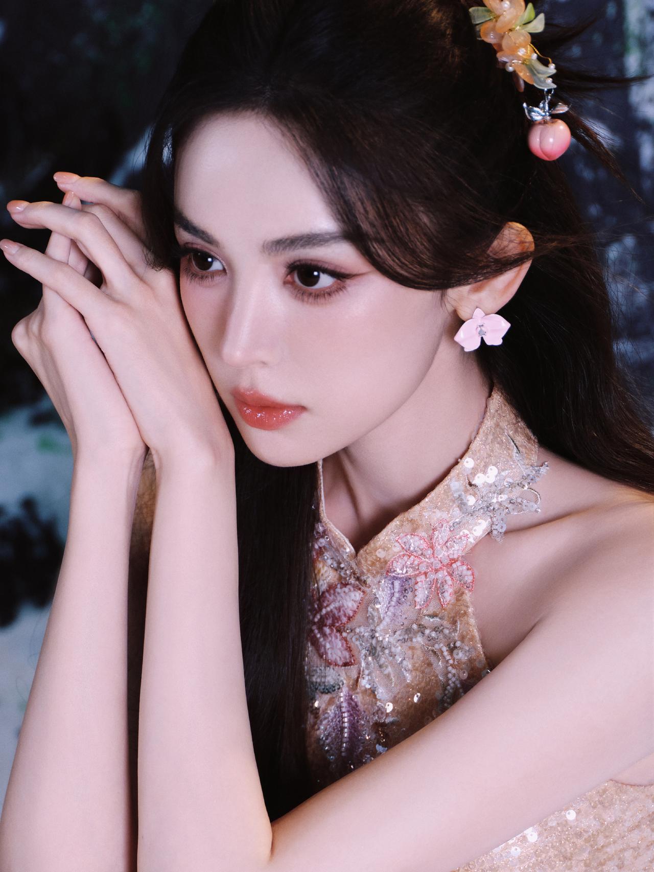 晒图笔记大赛美女明星穿搭写真