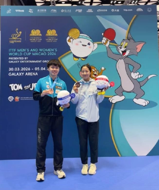 谁懂啊！申裕斌和林昀儒同框了！
 
家人们！刷到这张合影直接原地尖叫！
谁能想到