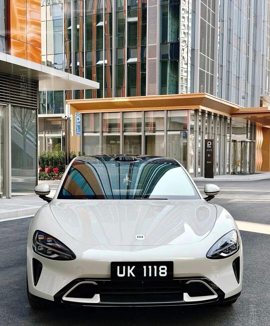 18万买二手SU7 Max，是抄底“年轻人的第一台电车”还是接盘？一台2024款