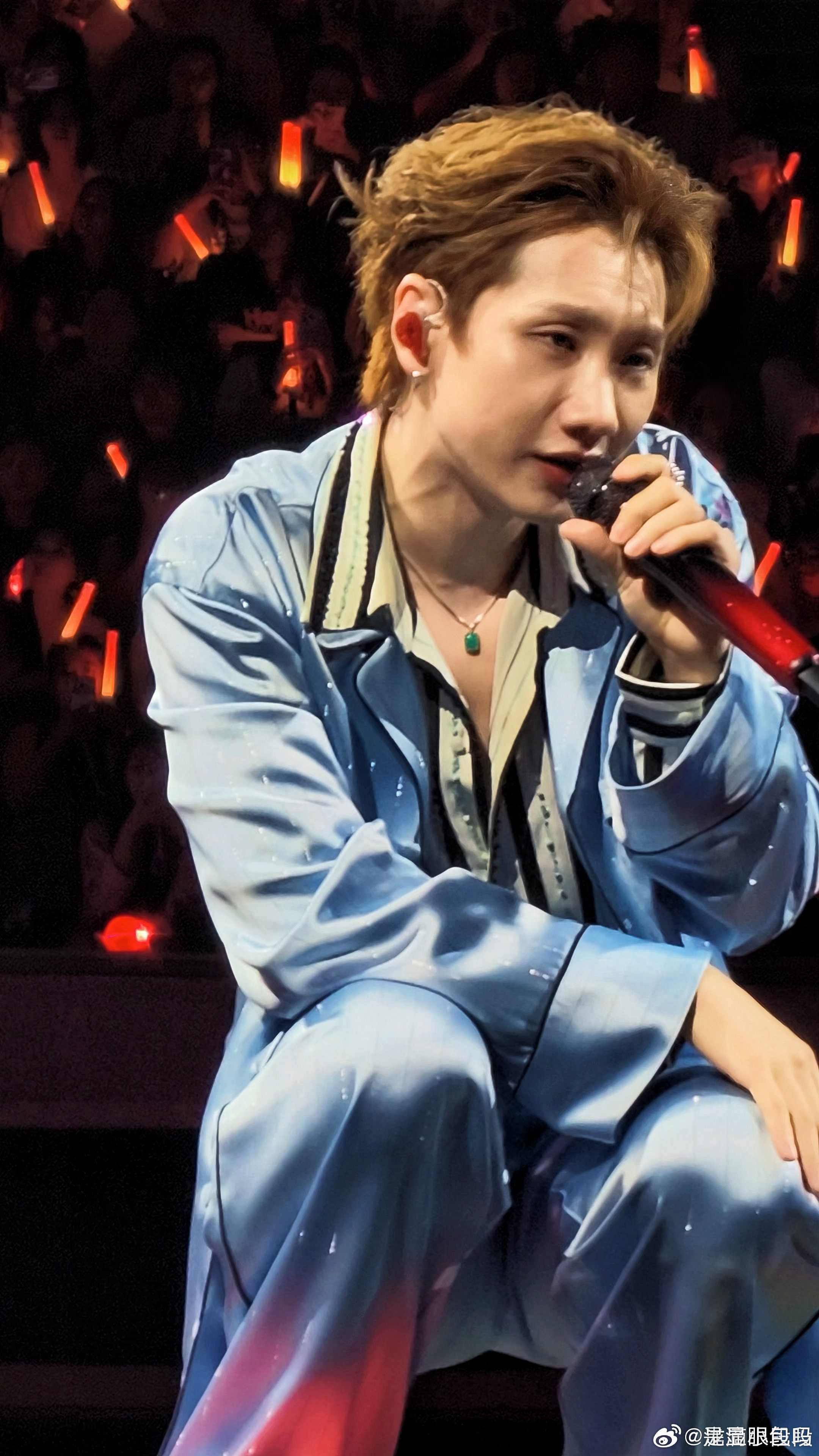 汪苏泷带世界名曲走向世界 新加坡收官场的《小星星》万人合唱太震撼，熟悉旋律在海外