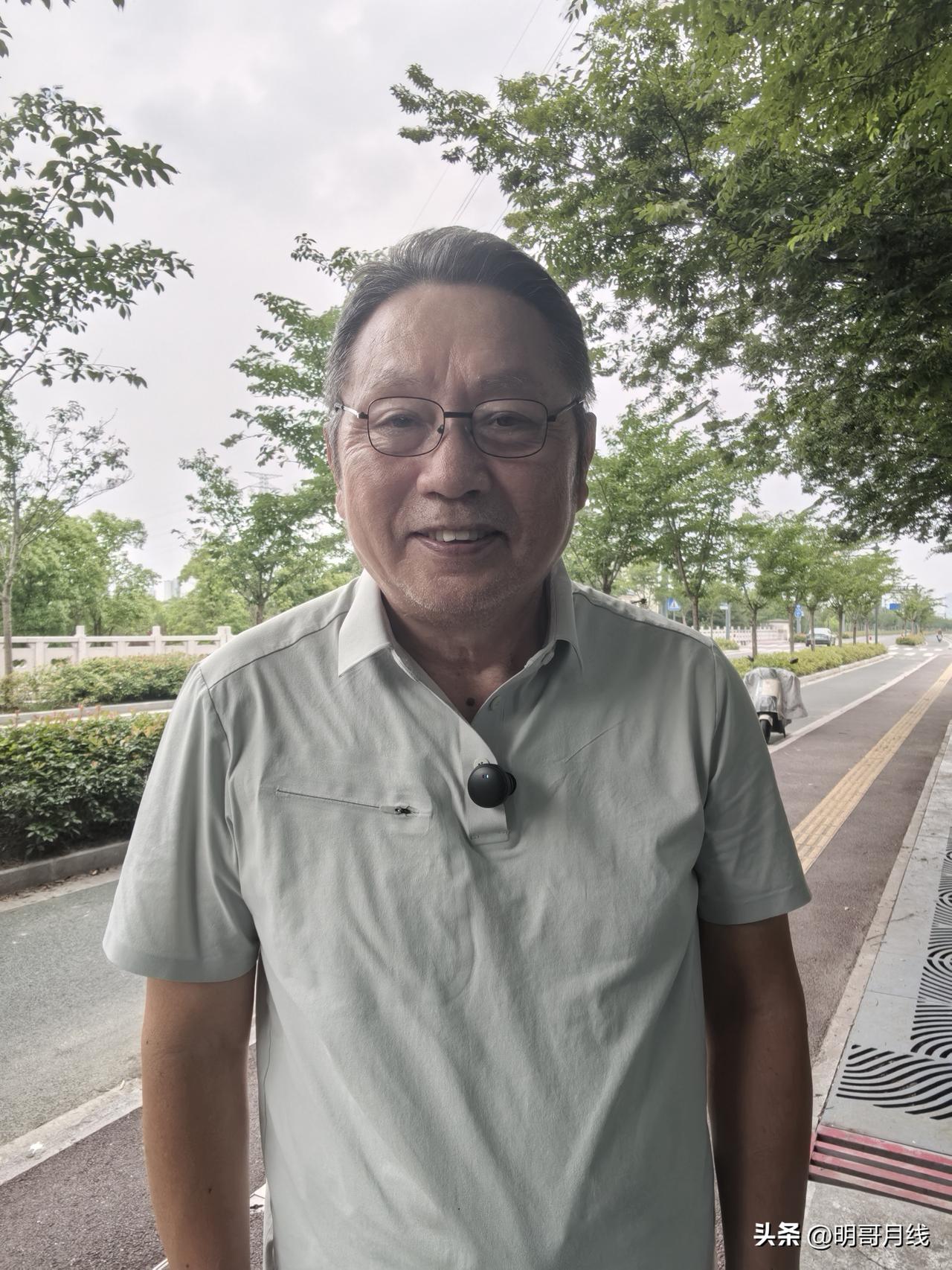 四口之家的普通家庭却有三个共产党员

我们家是一个普通家庭，没有国家干部，四个人