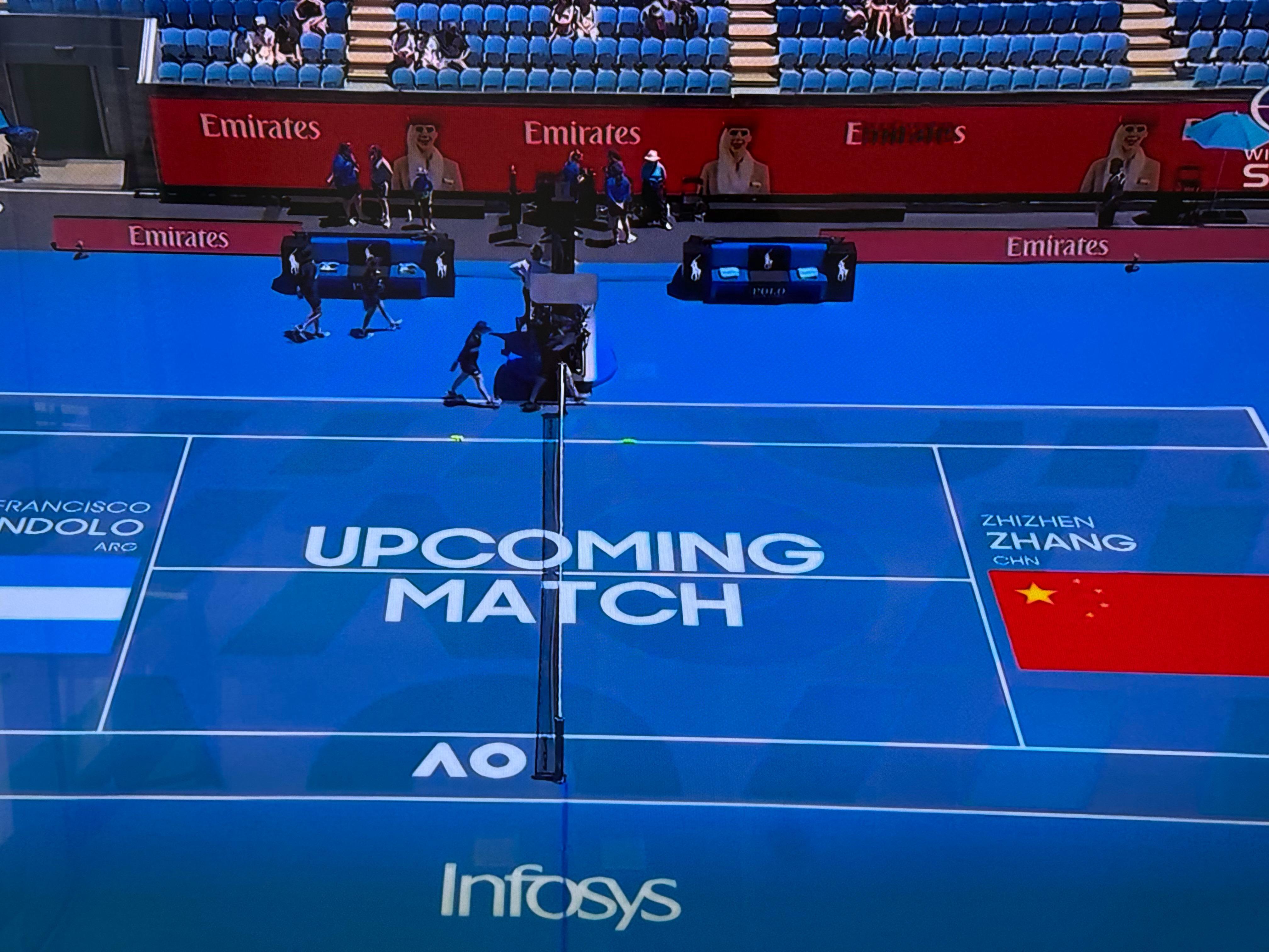 来看中国网球一哥张之臻周杰伦 吴尊 余文乐也在现场澳网2026澳网第一轮张之臻