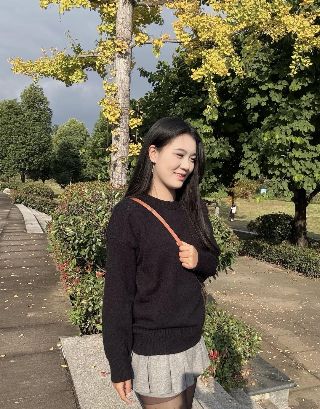 一、核心穿搭原则

无论哪种风格，记住这几个关键点，你的造型就成功了一大半：
