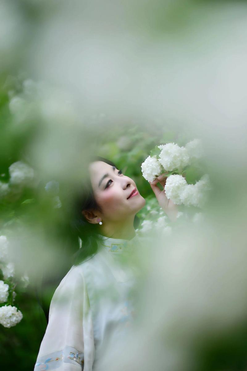 市场洗澡，多少会对个～股有所影响，但影响也只是暂时的，只要方向没有问题，就不必担