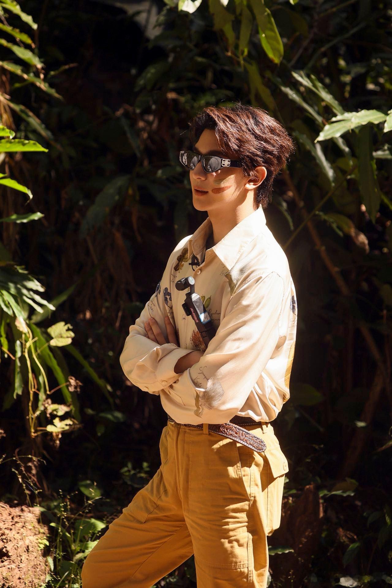 夏之光 样样第一名夏之光 箭无虚发 谁还没被夏之光的全能魅力折服啊！射击时稳准狠