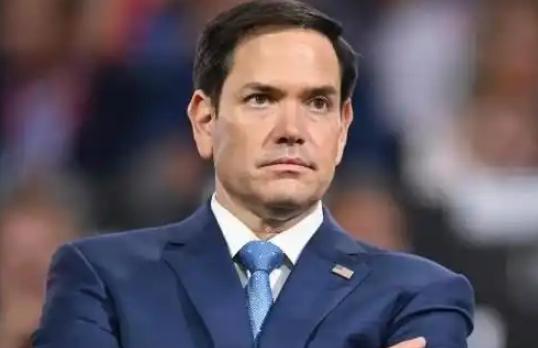 美国突然“转性”了？
国务卿鲁比奥下了一道罕见命令：所有美国外交官，不准对任何国