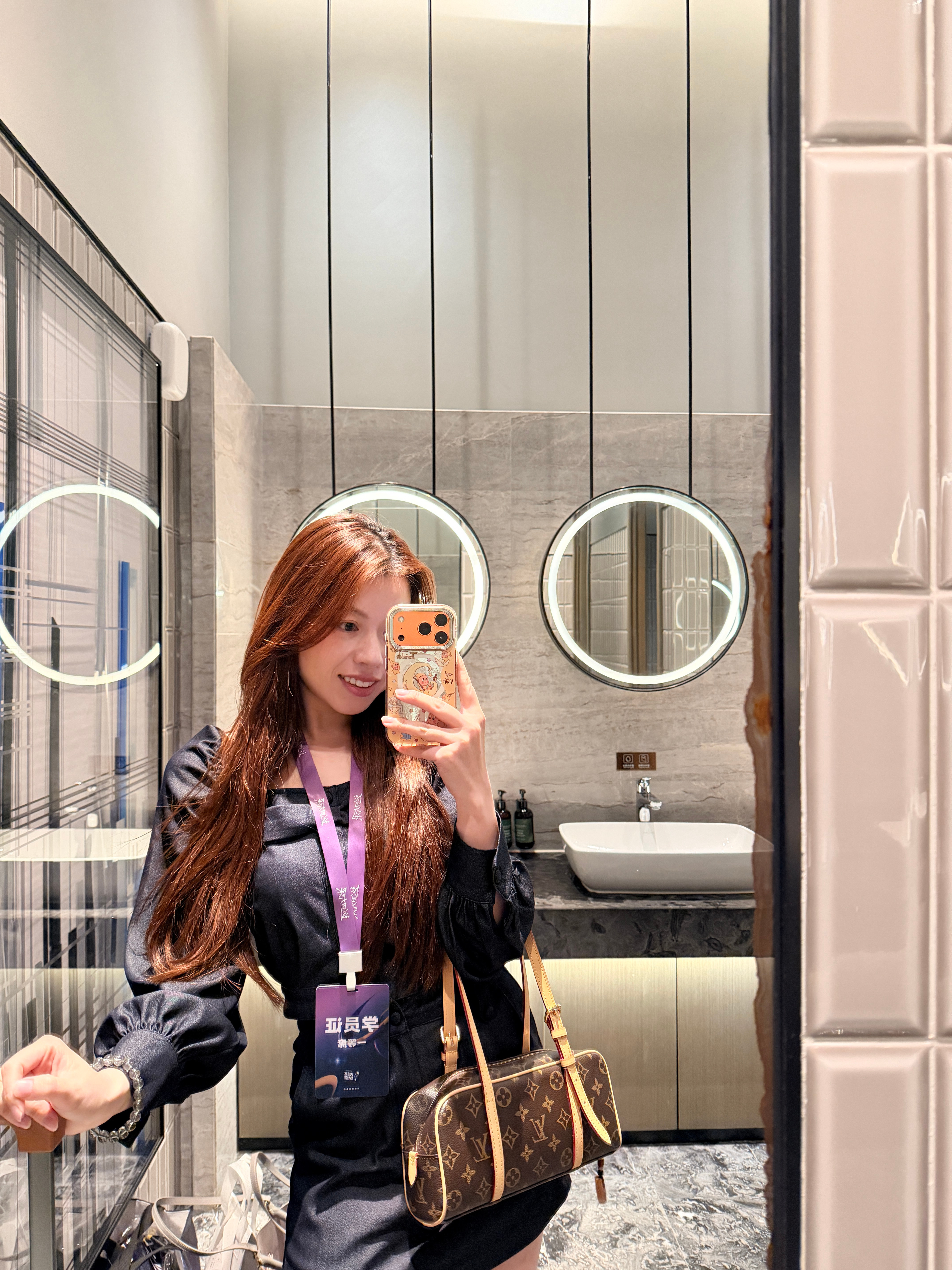 今年三八节给自己准备了份礼物~从“害怕发声”到“勇敢表达”这是我爱自己的方式愿我