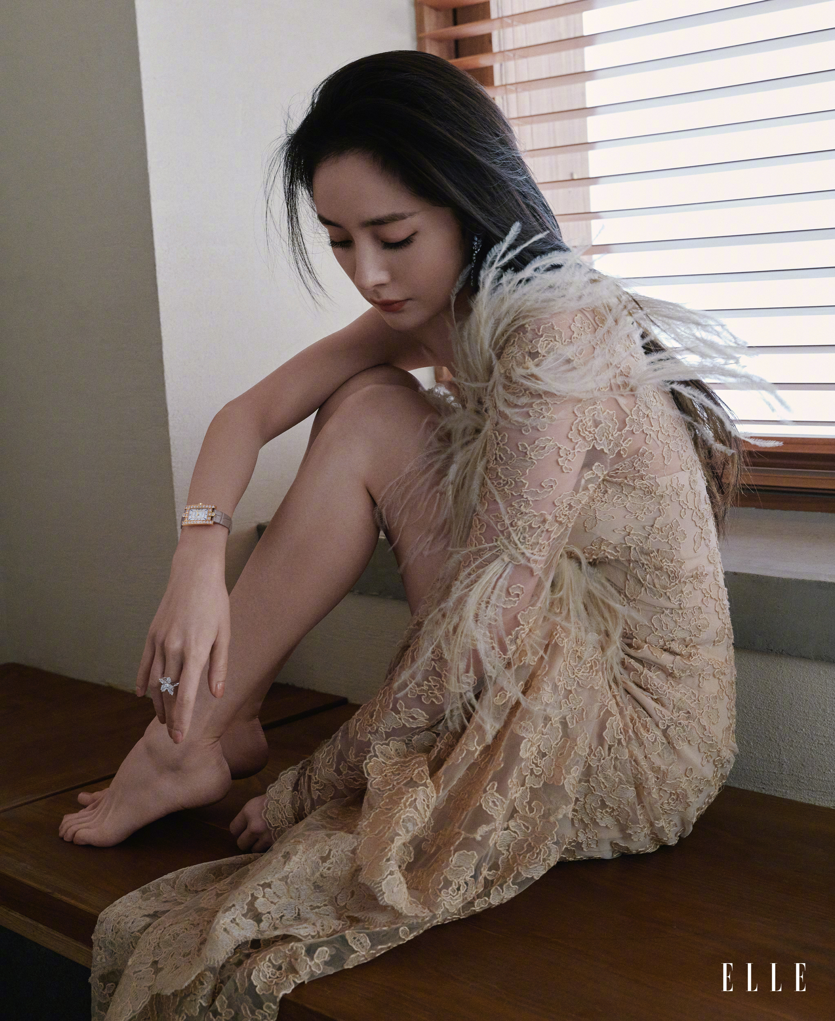 杨幂 x Elle花絮与内页大片·演绎HW💎 