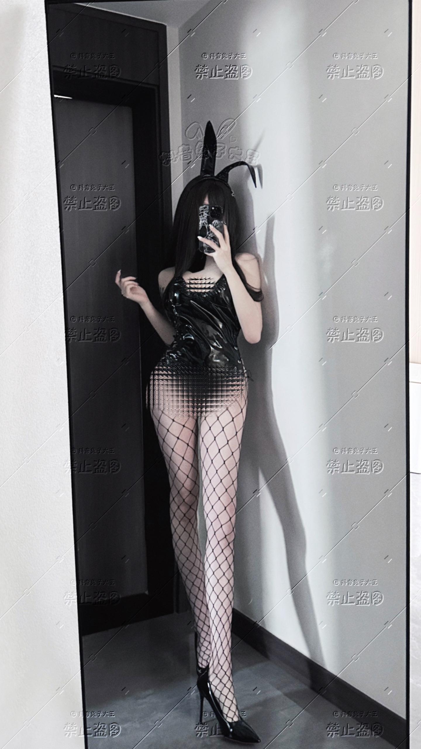 跟着音乐叫出来就行了。