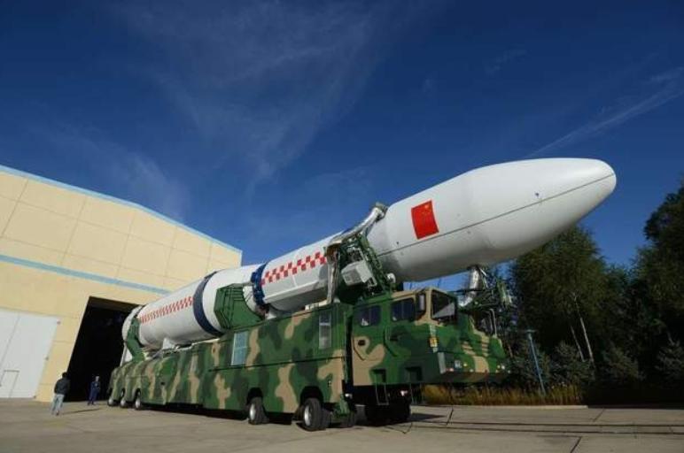 俄专家评价：中国很多武器性能超过美国，但都有一个共同缺点！中国造的新式武器越来越