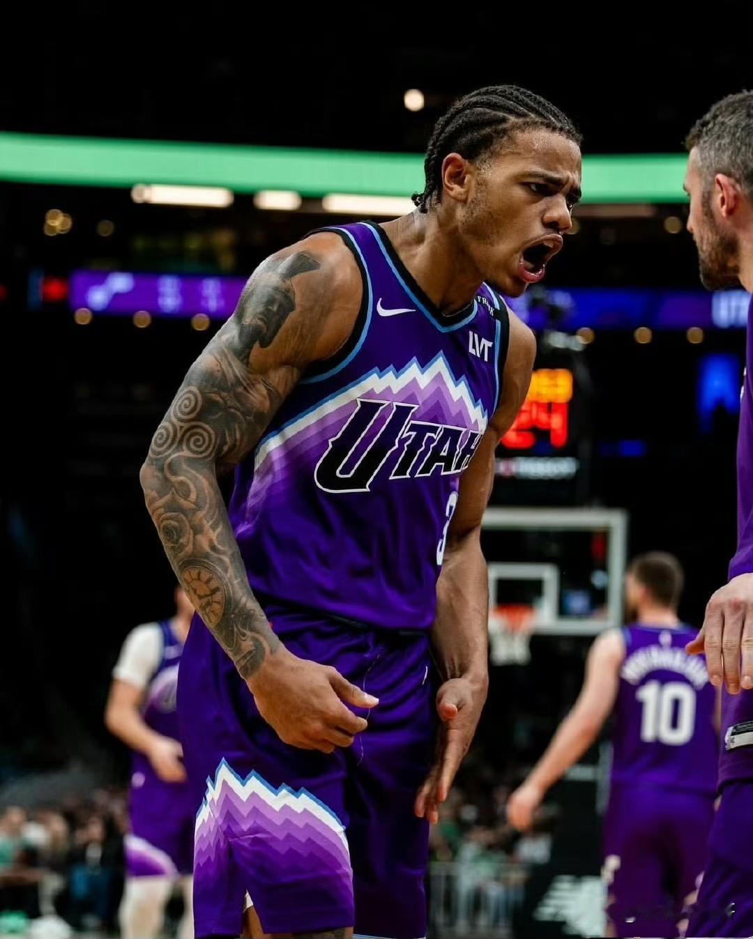 就你叫乔治是吧！！！全场0分，火箭窒息防守锁死乔治！

叫乔治的都很厉害是吗，以