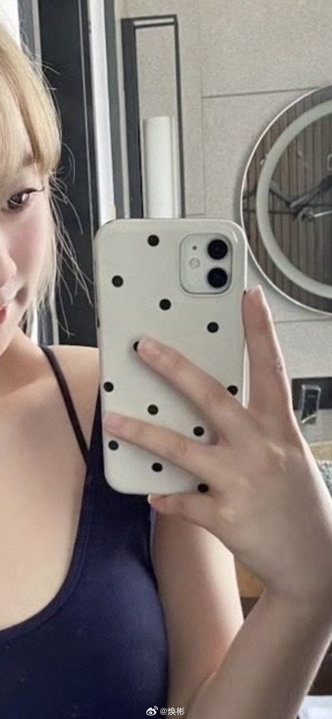 这是iPhone 12还是iPhone 17？ 