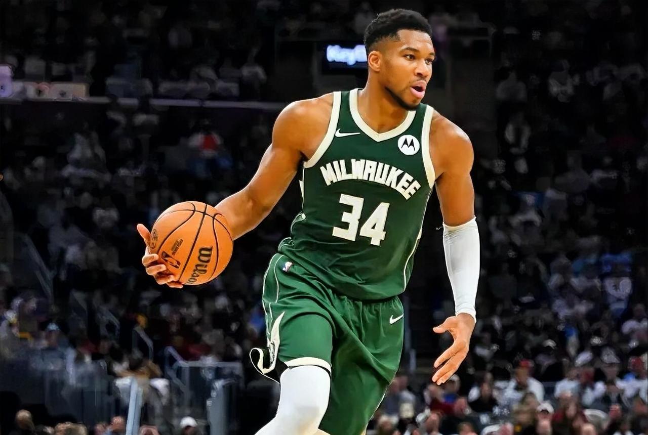 太精彩！雄鹿122：121绝杀黄蜂，这三位王牌是赢球功臣！
1. 字母哥，希腊怪