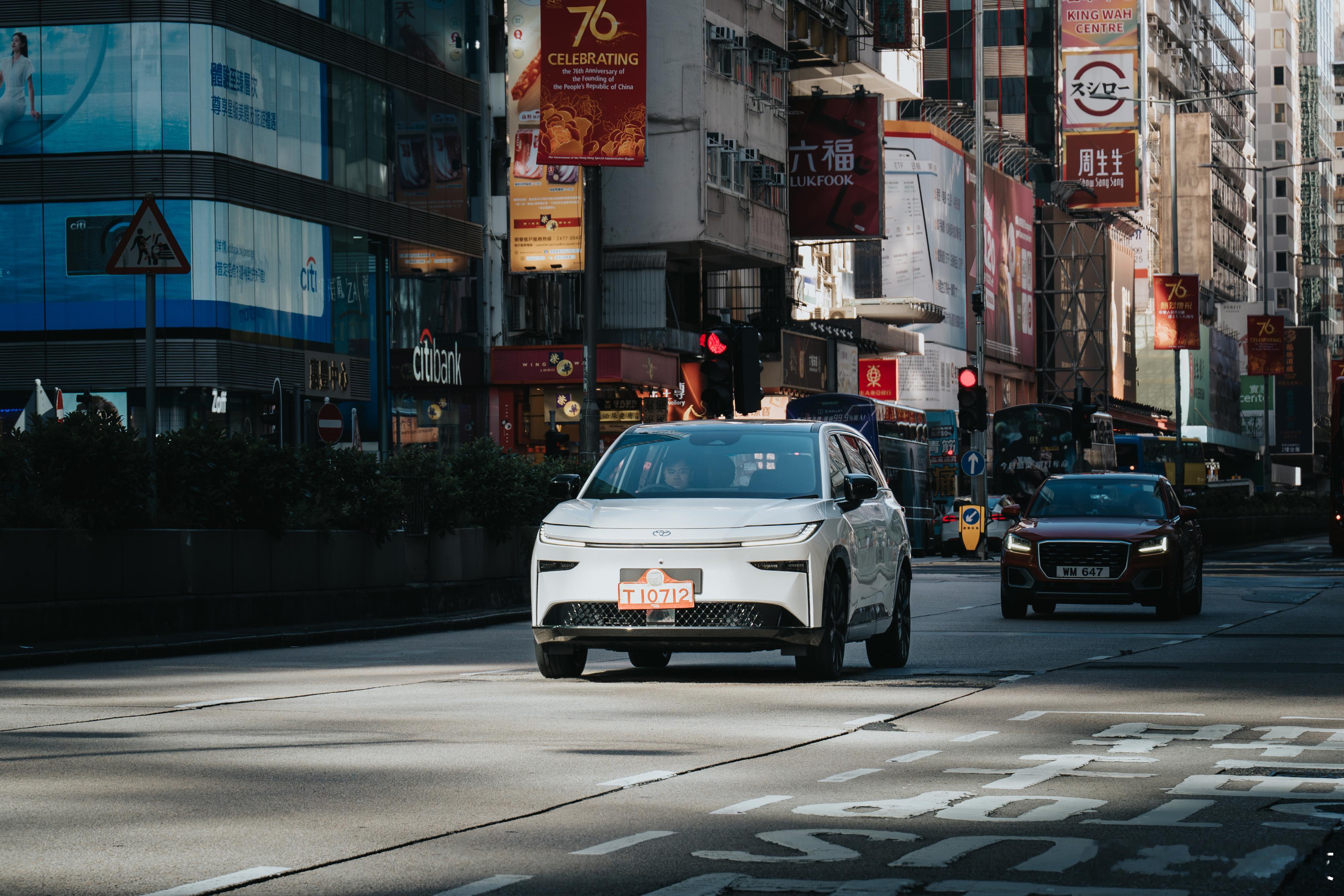 没想到铂智3X在内地火出圈后，丰田铂智3X火到香港一进香港也掀起了热潮！预览会刚