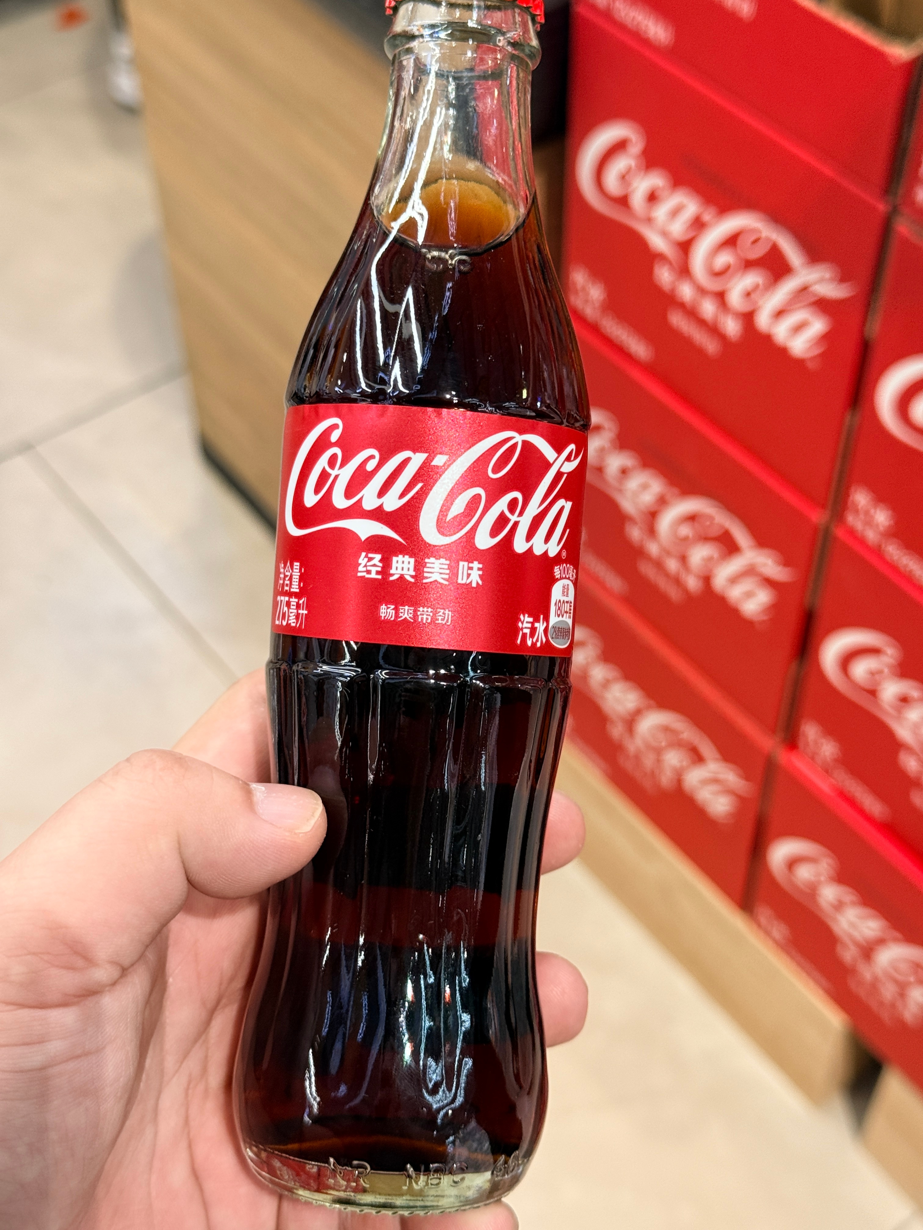 珠海 果然最港风，有小瓶的玻璃瓶的可口可乐 了香港汽水