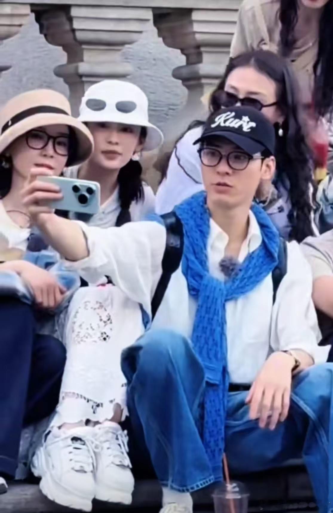 龚俊 花儿与少年 有谁是一眼就看到龚俊手上的华为Pura 80的？论数码博主的职