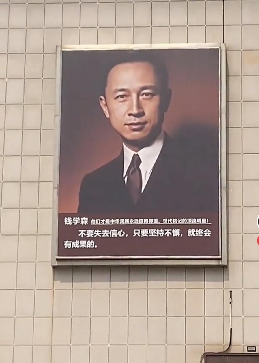 为这个商场点赞！[赞][赞][赞][赞]
近日，有网友发现，山东菏泽单县银座商城