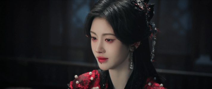 露芜衣雾妄言共用一个心脏露芜衣心脏是雾妄言的 雾妄言那段记忆错位的戏演得太好了，