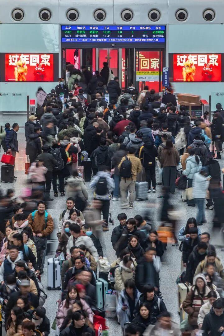 【春运第一天！杭州现1元火车票】杭州1元火车票已售罄 今年是首个包含9天“最长春