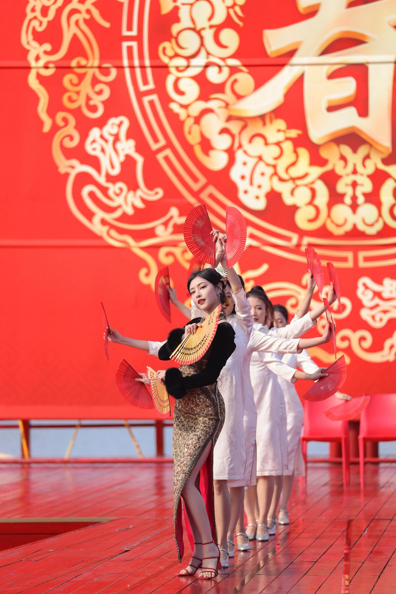 许佳琪：—袭旗袍，一梦芳华
