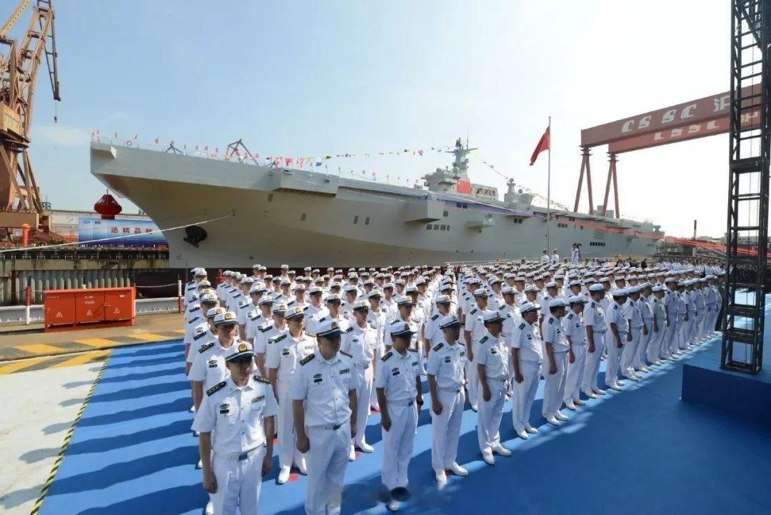 根据海军发布的信息，7月6日12时01分，一艘战略核潜艇在相关海域实施发射任务，