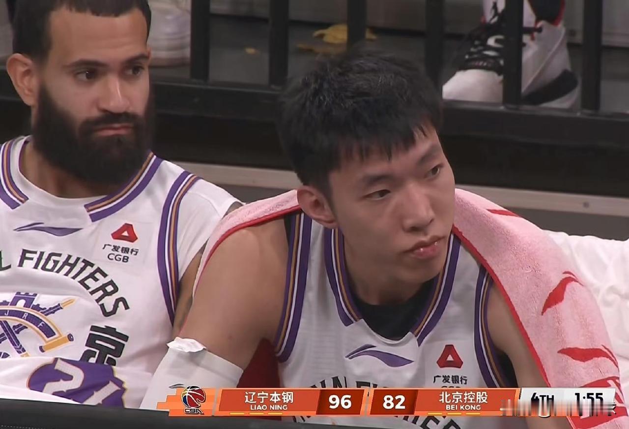 廖三宁真厉害，这场如果不是廖三宁，北京早就“缴枪”了！
本场廖三宁替补 登场26