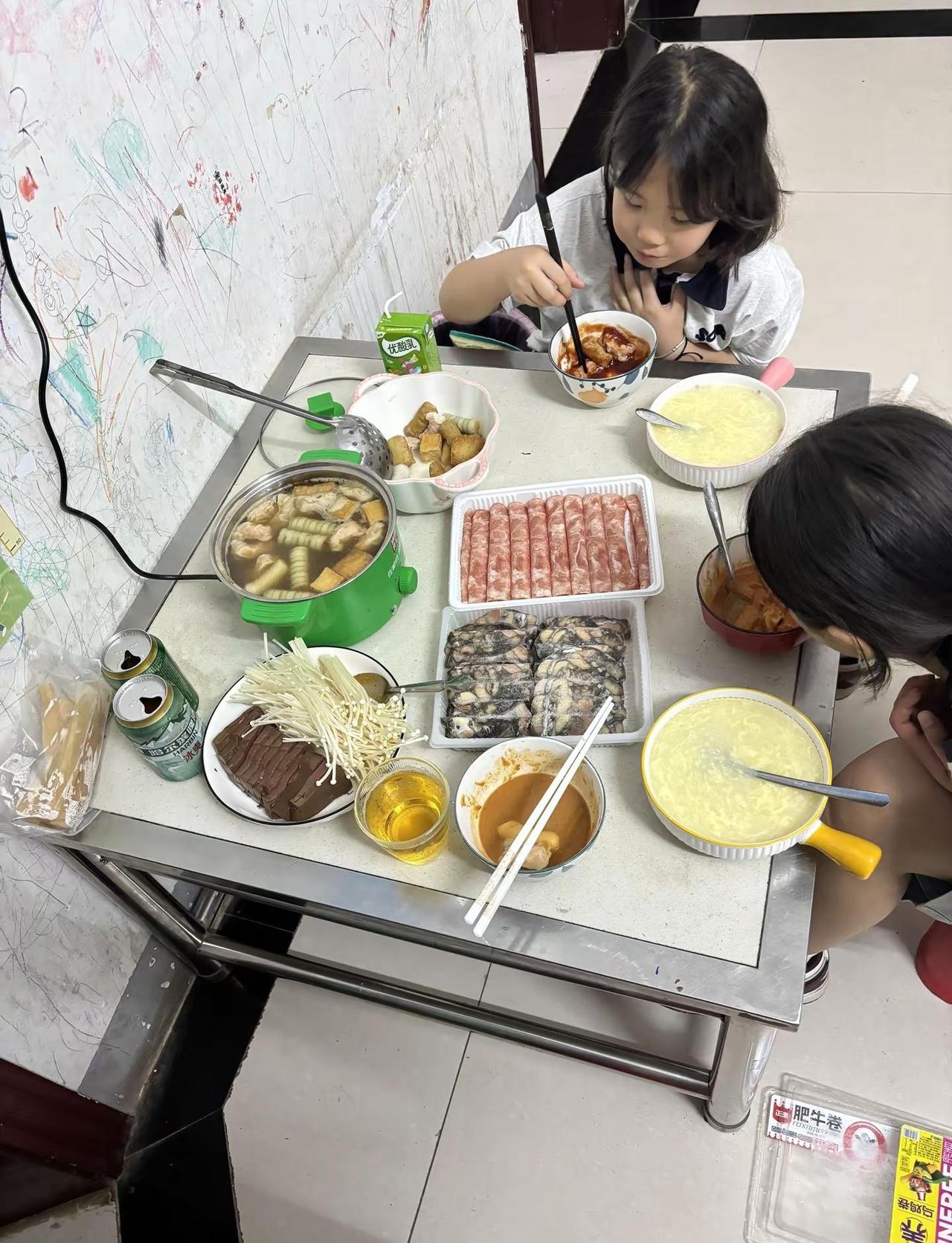 我喜欢的状态 日子有忙有闲 充实且有意义 不受任何人影响  也不会内耗  状态好