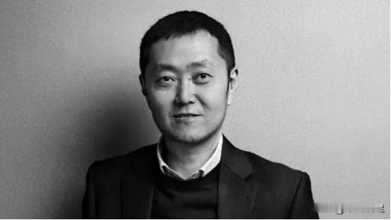 2021年，中国千亿富豪左晖因肺癌去世，可奇怪的是，他确诊后，第一时间就花大价钱