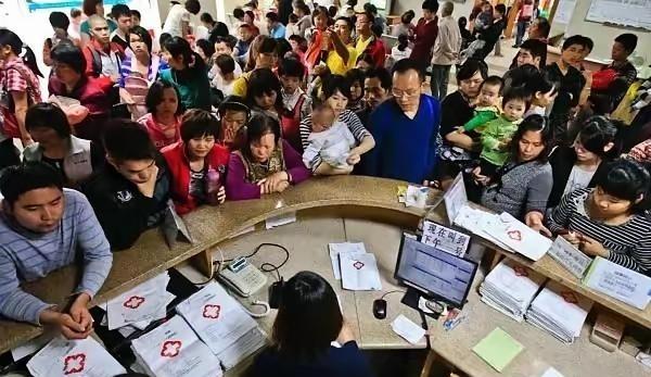 外国人来中国就医不是好事！现在，频频有新闻爆出美国、英国人还有润人们跑到中国享受