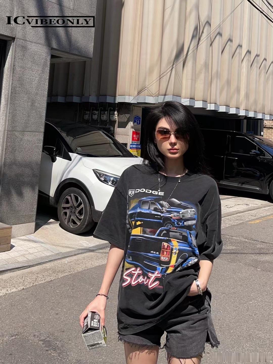 汇报个进度：22年这款🏎️tee是我最爱的tee之一群里很多姐妹穿旧了还是很爱