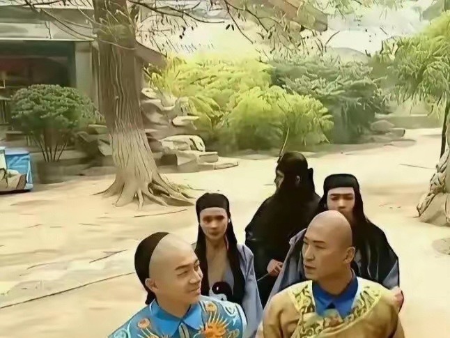 当年看《还珠格格》的时候，这么明显的穿帮镜头居然没有发现 