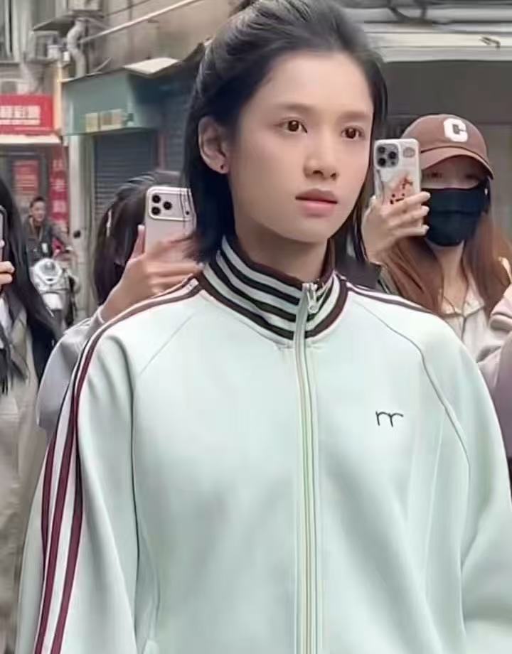 张婧仪短发路透张婧仪短发好攻张婧仪短发造型好好看 